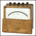 [00063] Weicheisen Voltmeter fr 15 / 150 / 300 / 600 Volt; Arthur Metzke; nach 1935
