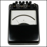 [00073] Elektrodynamisches Messwerk, DC, AC 15 - 150 Hz, 0,5% Genauigkeit, 2 kV Prfspannung; 90 V / 3000 Ohm; AEG, ca. 1950