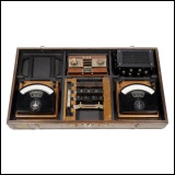 [00187] groer Przisions Messkoffer mit ZehnOhm Messinstrumenten, Siemens&Halske, ca. 1920.