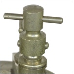 [00246] Normalwiderstand 0,0001 Ohm mit lfllung, zustzlicher Wasserkhlung und optionalem Elektromotor; Hartmann & Braun; 1. Quartal 20. Jh.