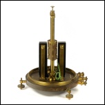 [00431] Spezialinstrument zur Bestimmung der Ladung und Polarisation verschiedener Metalle; J. Carpentier; 4. Q. 19. Jh