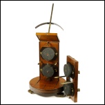 [00506] Vierspuliges astatisches Galvanometer mit Thomson-Nadeln, konstruiert von H. du Bois und H. Rubens; Keiser & Schmidt, Berlin; um 1890