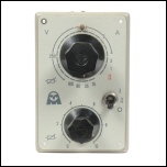 [00639] 9-Schleifen Universal-Oszillograph - Universalregler; VEB Megertewerk Zwnitz; ca. 1965