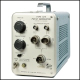 [00712] Type 109 Pulse Generator mit einer Anstiegszeit < 0,25 nS, erzeugt durch einen Quecksilberschalter; Tektronix; ca. 1965
