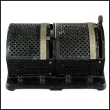 [00930] technischer Widerstand, bestehend aus zwei Dekaden mit Hebelschalter zu 10 x 100 Ohm und 10 x 1000 Ohm; Hartmann & Braun; ca. 1930